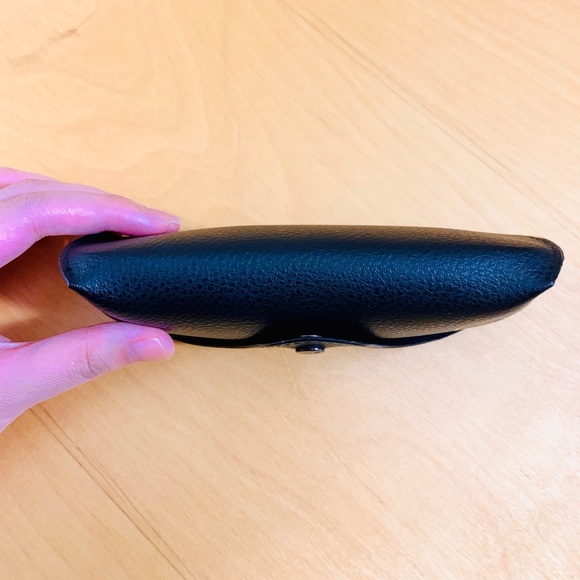 Black Ray-Ban Case - Picture 6 of 11